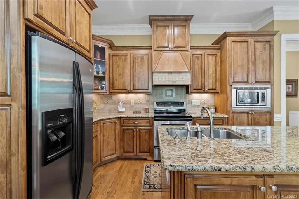 425 Hendon Row Fort Mill, SC 29715 - Photo 14 of 47 Gallery Image 14