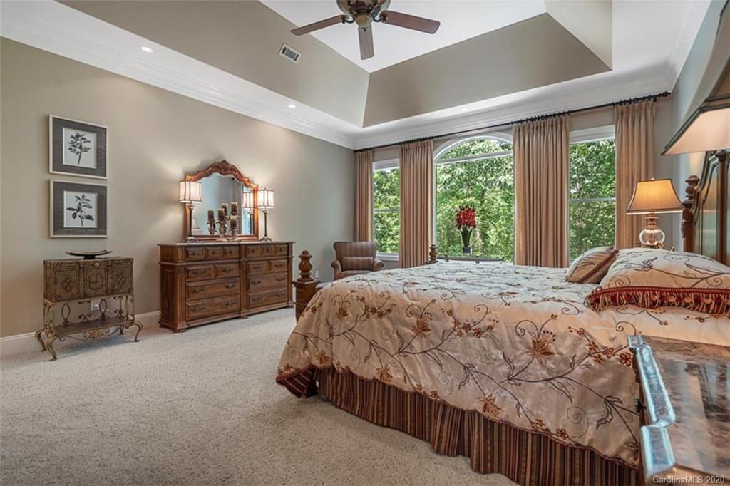 425 Hendon Row Fort Mill, SC 29715 - Photo 19 of 47 Gallery Image 19