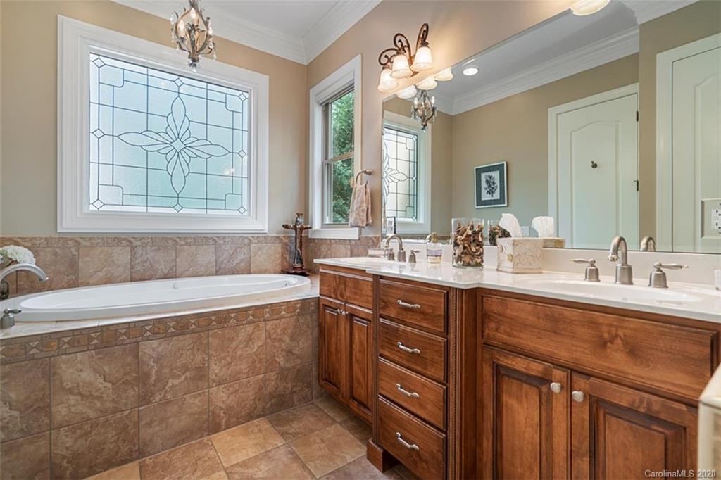 425 Hendon Row Fort Mill, SC 29715 - Photo 20 of 47 Gallery Image 20