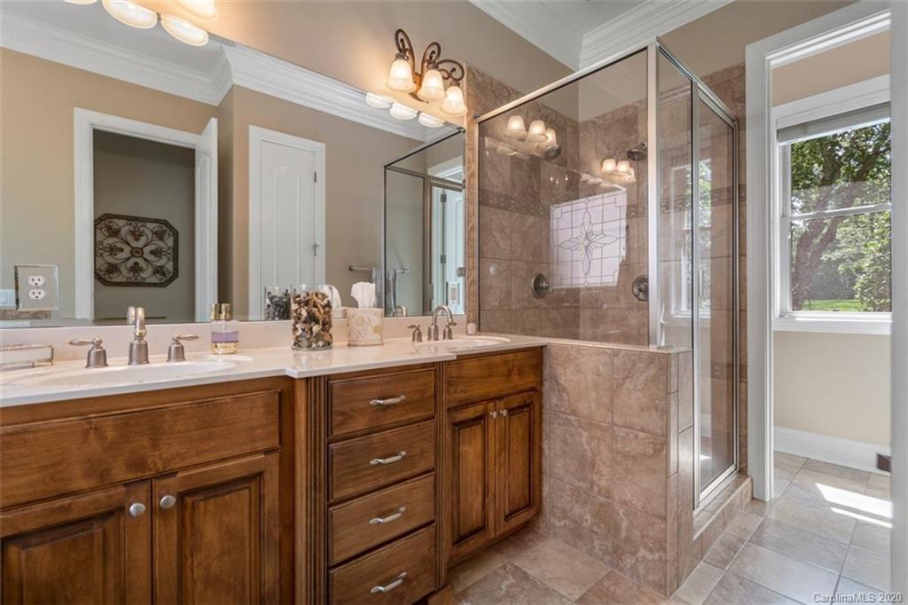 425 Hendon Row Fort Mill, SC 29715 - Photo 21 of 47 Gallery Image 21