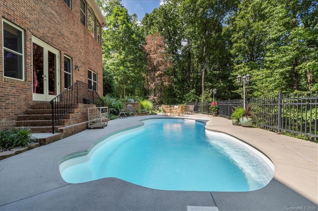 425 Hendon Row Fort Mill, SC 29715 - Photo 34 of 47 Gallery Image 34