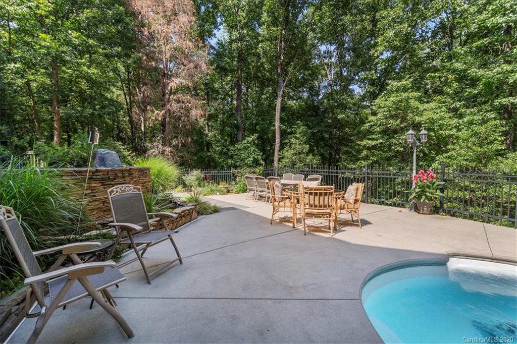 425 Hendon Row Fort Mill, SC 29715 - Photo 35 of 47 Gallery Image 35
