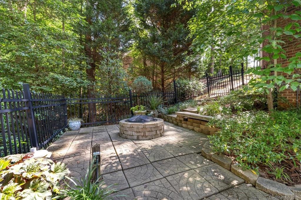 425 Hendon Row Fort Mill, SC 29715 - Photo 36 of 47 Gallery Image 36