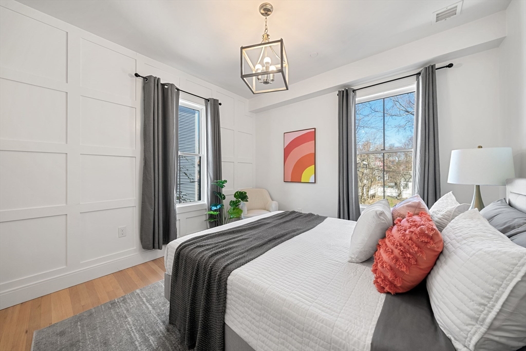 138 Centre Street, Unit 3 Boston, MA 02124 - Photo 16 of 31