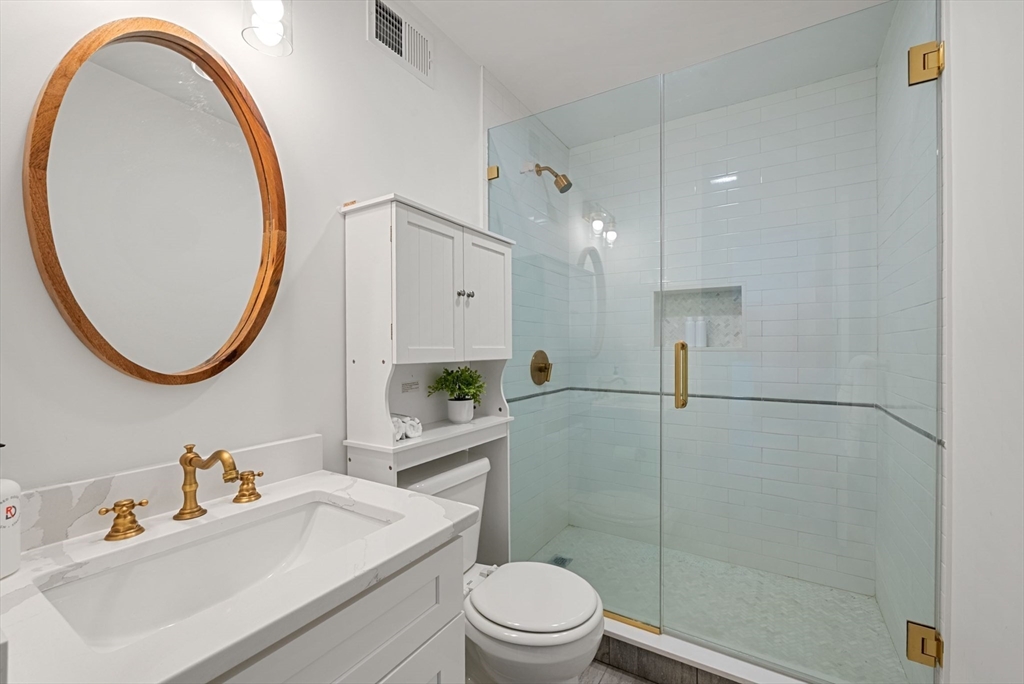 138 Centre Street, Unit 3 Boston, MA 02124 - Photo 19 of 31
