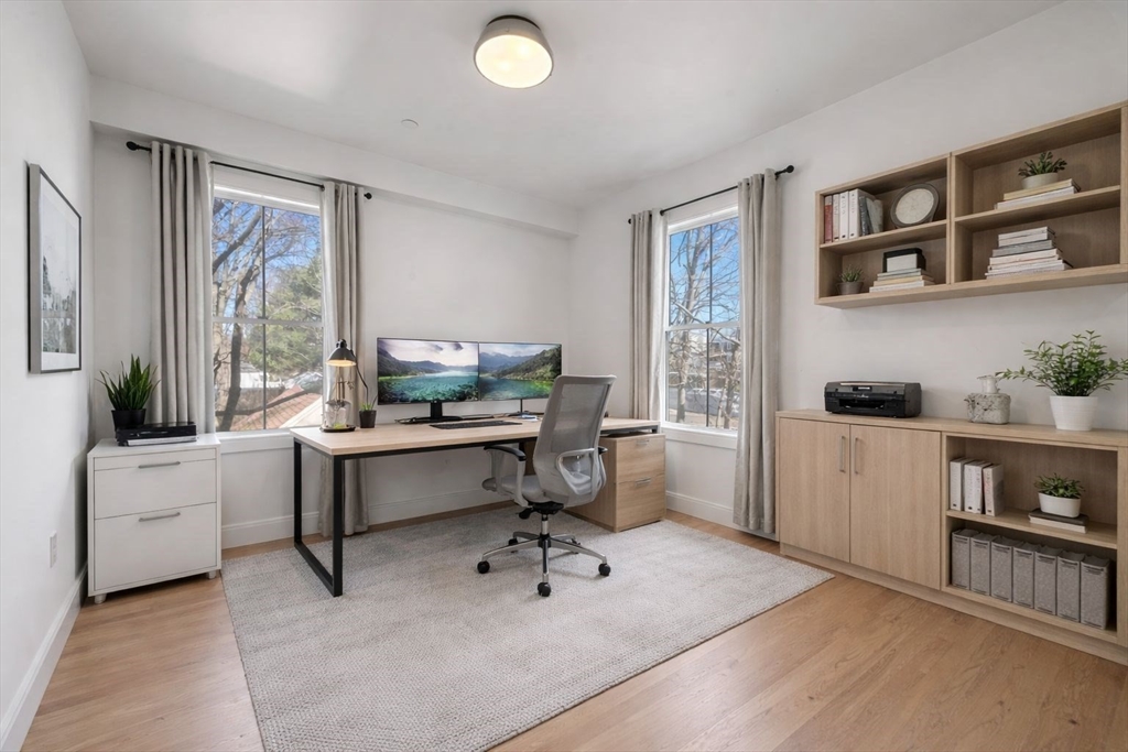138 Centre Street, Unit 3 Boston, MA 02124 - Photo 22 of 31