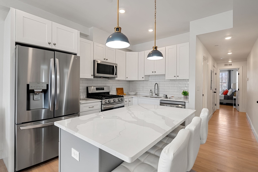 138 Centre Street, Unit 3 Boston, MA 02124 - Photo 8 of 31