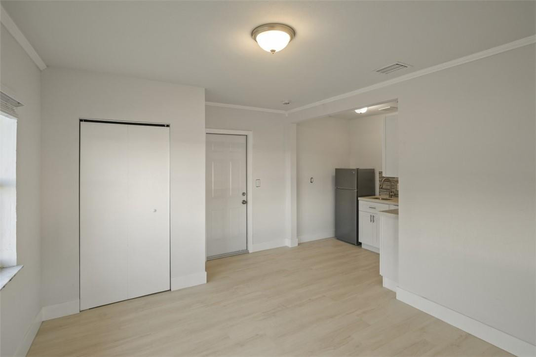 1219 Northwest 33rd Street, Unit B Miami, FL 33142 - Photo 2 of 6 Photo 2