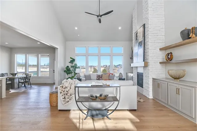 $827,235 | 6039 Apache Drive, Shawnee, KS 66226