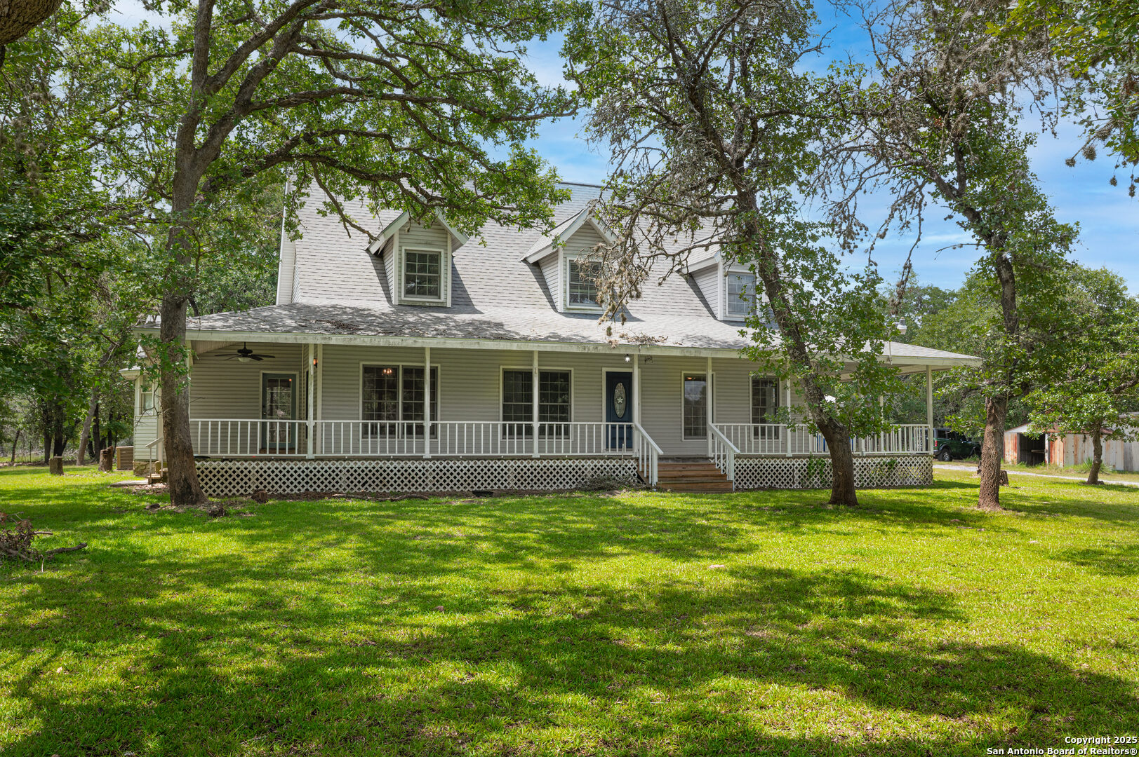 2981 Vivroux Ranch Road Seguin, TX 78155 - Photo 3 of 50 a front view of house with yard