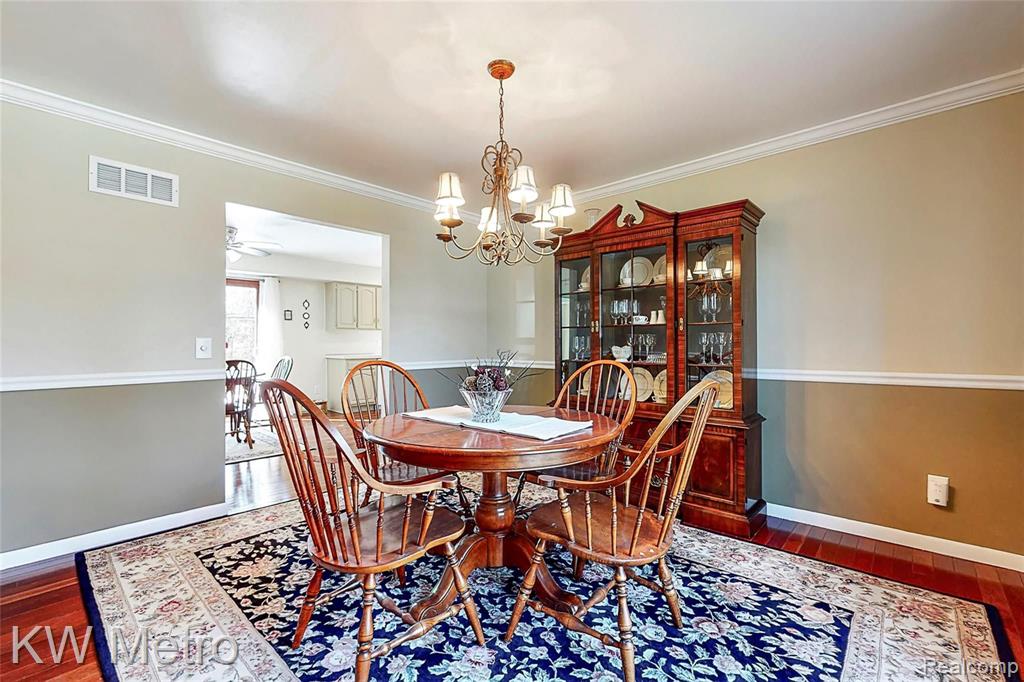 1722 Snowden Circle Rochester Hills, MI 48306 - Photo 5 of 39