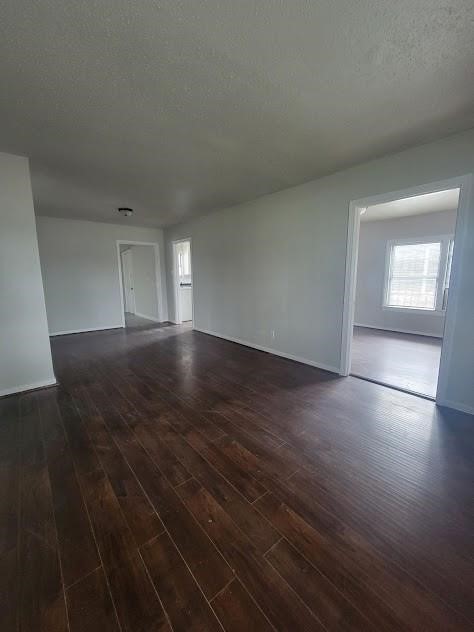 5318 Chennault Road Houston, TX 77033 - Photo 9 of 19 Gallery Image 9