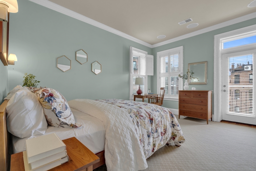 58 West Rutland Square, Unit 3 Boston, MA 02118 - Photo 24 of 27 Gallery Image 24