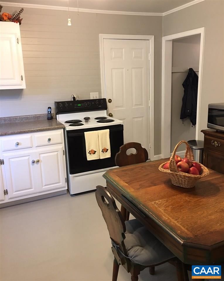 1522 Sports Lake Road Columbia, VA 23038 - Photo 13 of 20 Gallery Image 13