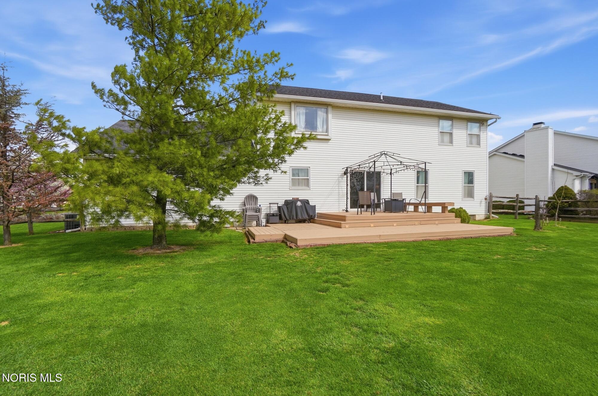 674 Harrison Road Perrysburg, OH 43551 - Photo 8 of 16 062