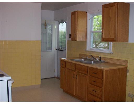 3359 Country Club Road Mount Pleasant, PA 15666 - Photo 5 of 9 Kitchen.