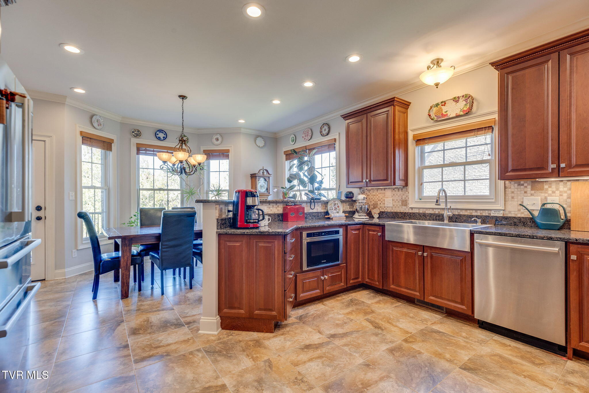 119 Quail Ridge Way Jonesborough, TN 37659 - Photo 12 of 59 006 (2)