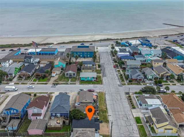 $295,000 | 2314 31st Street, Galveston, TX 77550