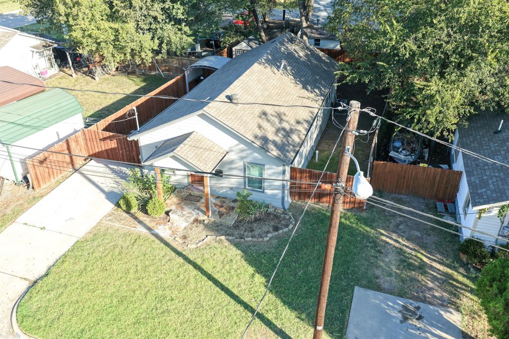 605 East Graham Street McKinney, TX 75069 - Photo 21 of 22 a view of outdoor space and yard