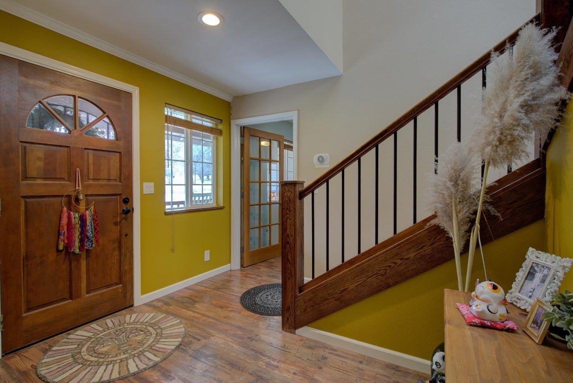 5518 Schulmeyer Gulch Road Yreka, CA 96097 - Photo 2 of 21 Gallery Image 2