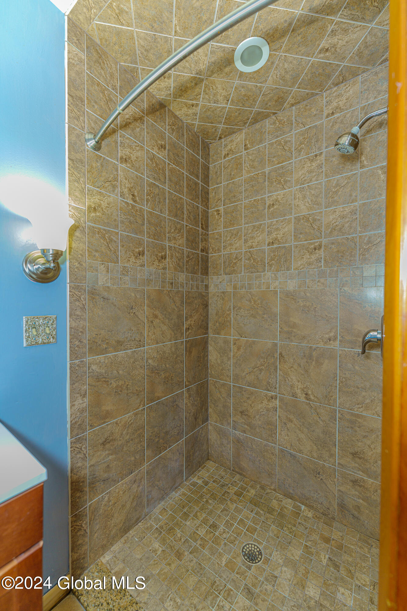 133 B Boght Road Colonie, NY 12189 - Photo 17 of 26 4 Master 4