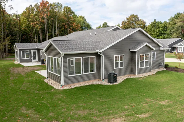 $319,900 | 110 Creek Drive, Unit 33, Hart, MI 49420