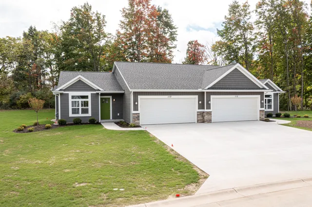 $319,900 | 110 Creek Drive, Unit 33, Hart, MI 49420