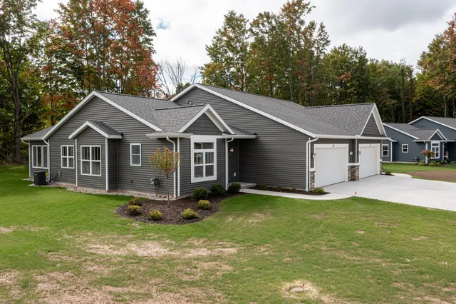 $319,900 | 110 Creek Drive, Unit 33, Hart, MI 49420