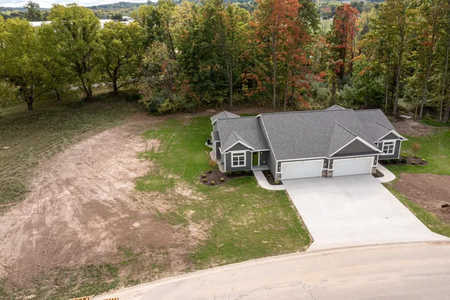 $319,900 | 110 Creek Drive, Unit 33, Hart, MI 49420