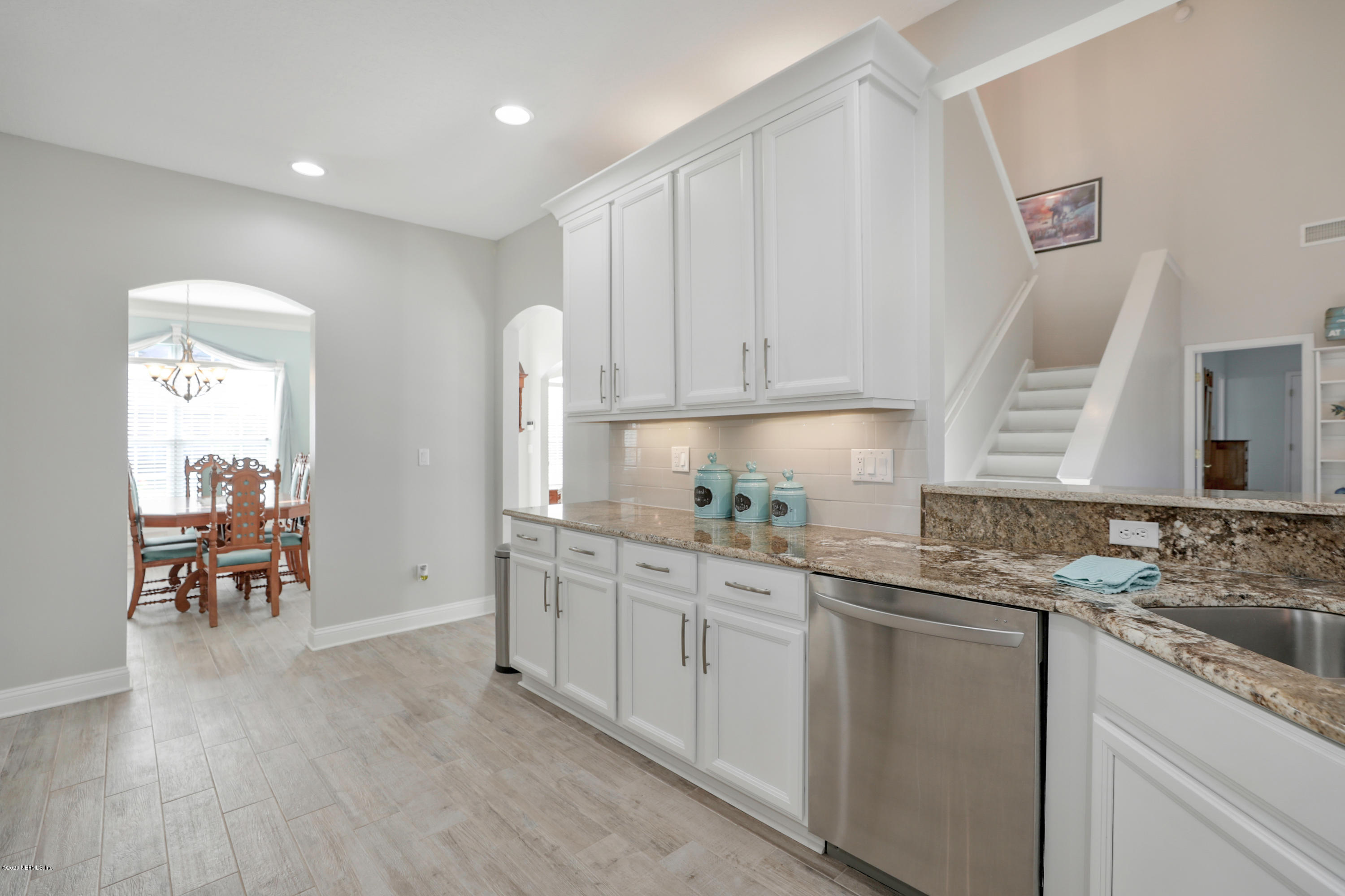 1268 Paradise Pond Road St. Augustine, FL 32092 - Photo 8 of 36 08-Kitchen