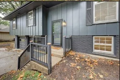 $315,000 | 1209 Southeast Brookwood Street, Lee's Summit, MO 64063
