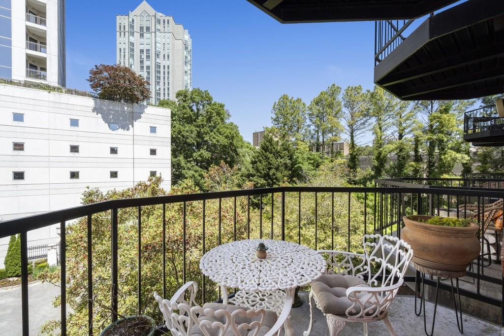 2840 Peachtree Road Northwest, Unit 406 Atlanta, GA 30305 - Photo 11 of 20