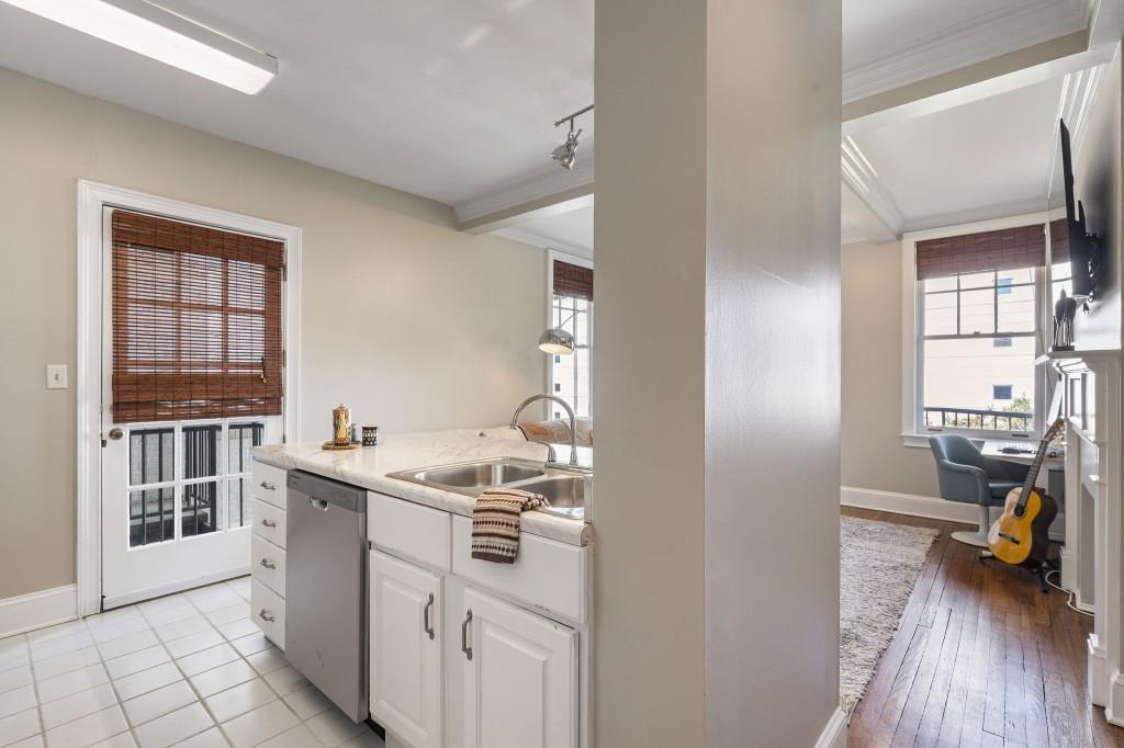 2840 Peachtree Road Northwest, Unit 406 Atlanta, GA 30305 - Photo 10 of 20