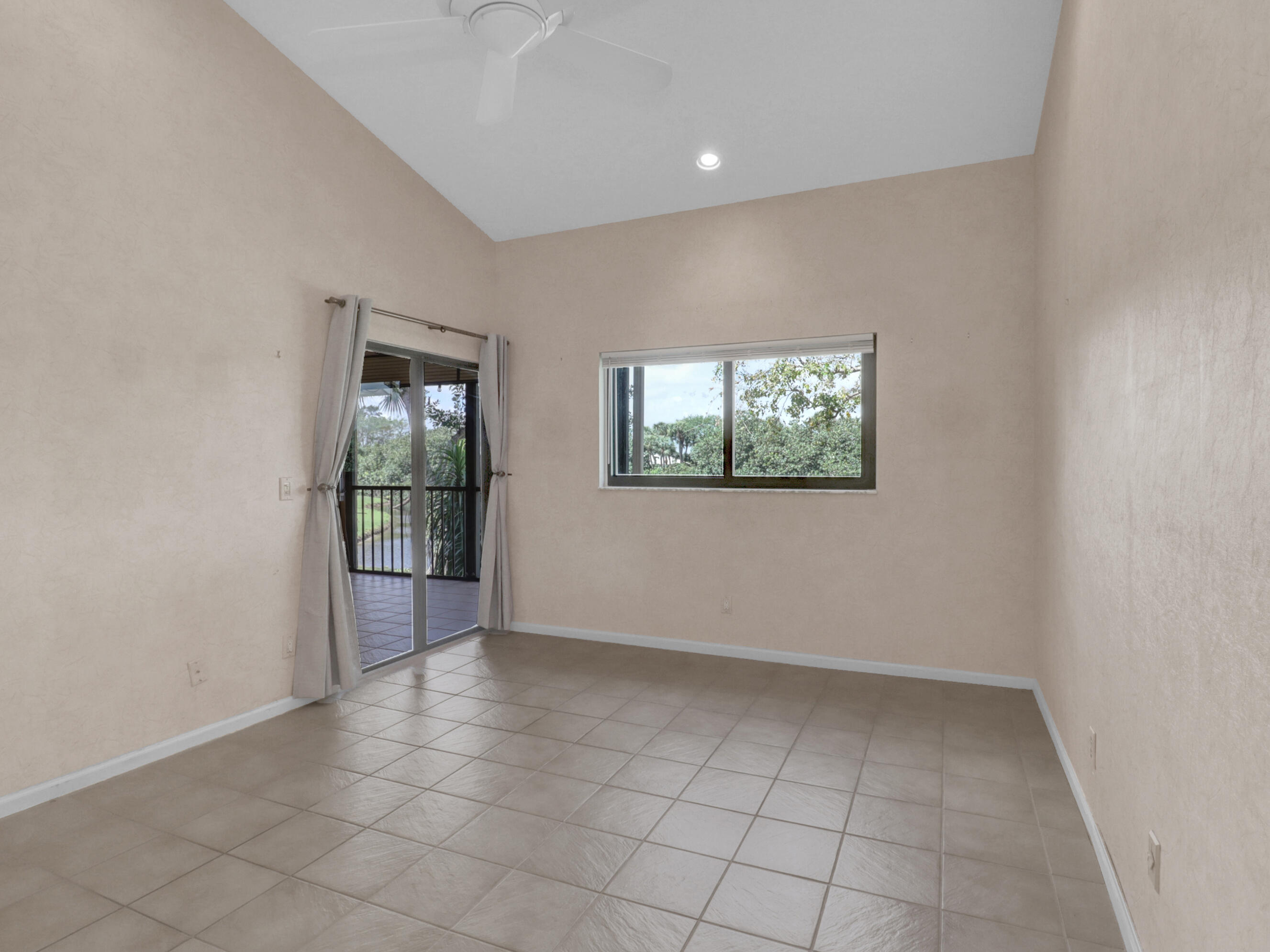 17300 Boca Club Boulevard, Unit 1203 Boca Raton, FL 33487 - Photo 12 of 45 IMG_8154