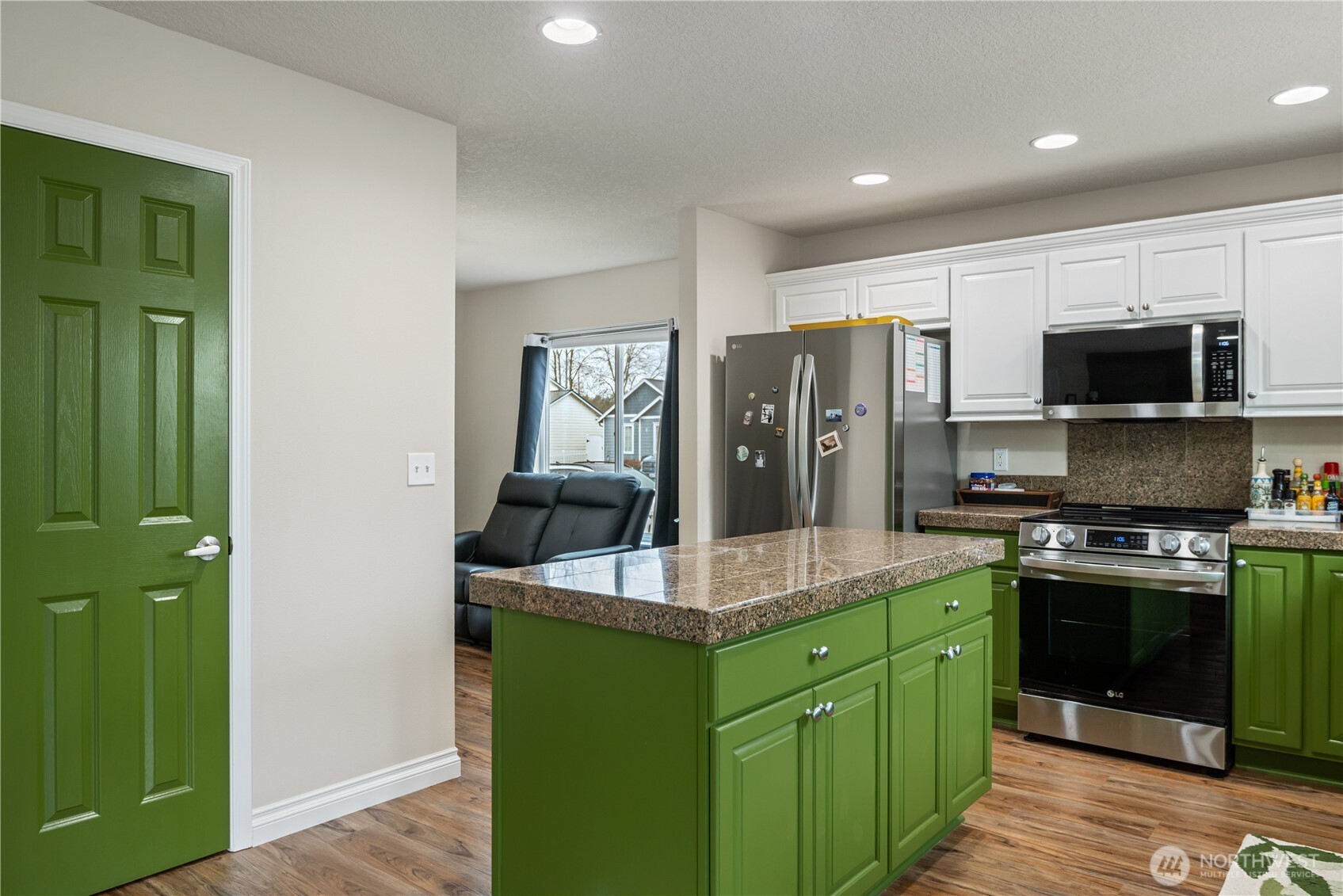 72 Crown Point Road Longview, WA 98632 - Photo 11 of 36 Gallery Image 11