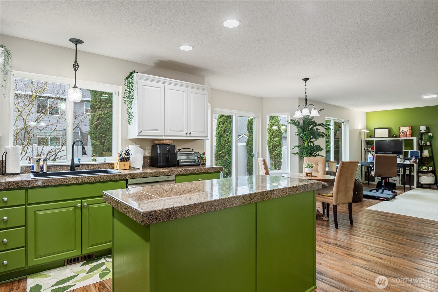 72 Crown Point Road Longview, WA 98632 - Photo 12 of 36 Gallery Image 12