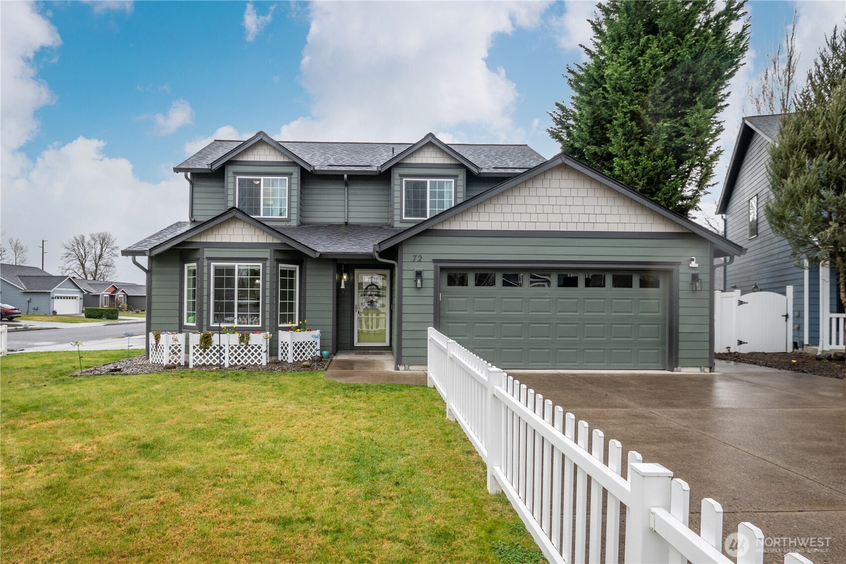 72 Crown Point Road Longview, WA 98632 - Photo 2 of 36 Gallery Image 2