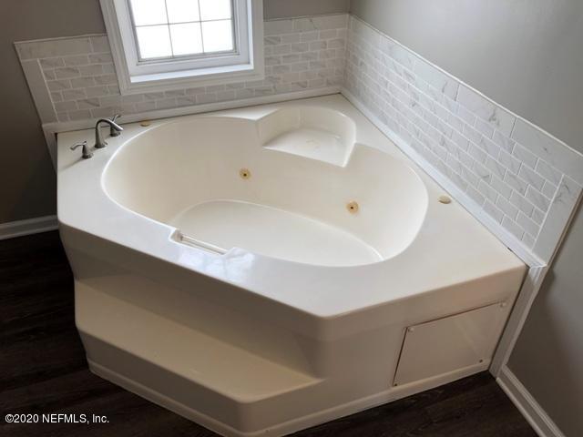 2901 Race Track Road St. Augustine, FL 32084 - Photo 18 of 40 bath master tub