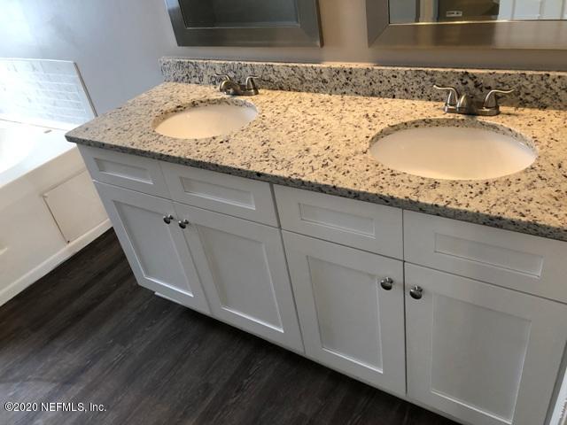 2901 Race Track Road St. Augustine, FL 32084 - Photo 19 of 40 bath master vanity