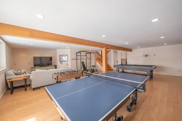 $2,000,000 | 43 C Upton Road, West Dover, VT 05356