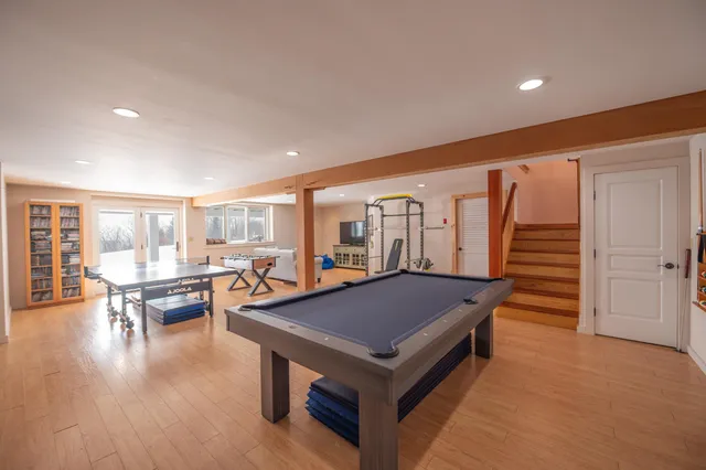 $2,000,000 | 43 C Upton Road, West Dover, VT 05356