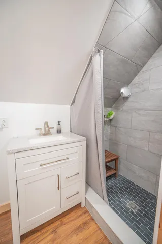 $2,000,000 | 43 C Upton Road, West Dover, VT 05356