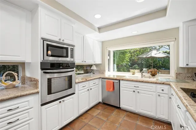 $1,949,000 | 32 Colonial, Irvine, CA 92620