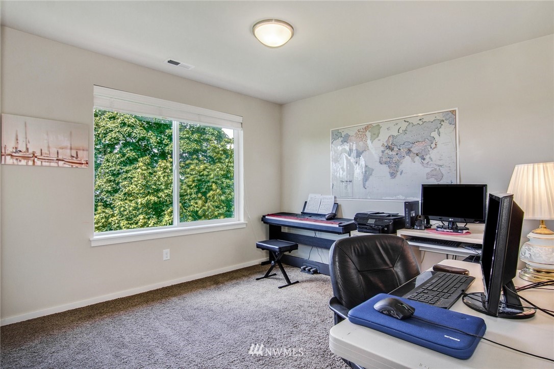 10015 Southeast 192nd Place Renton, WA 98055 - Photo 18 of 25