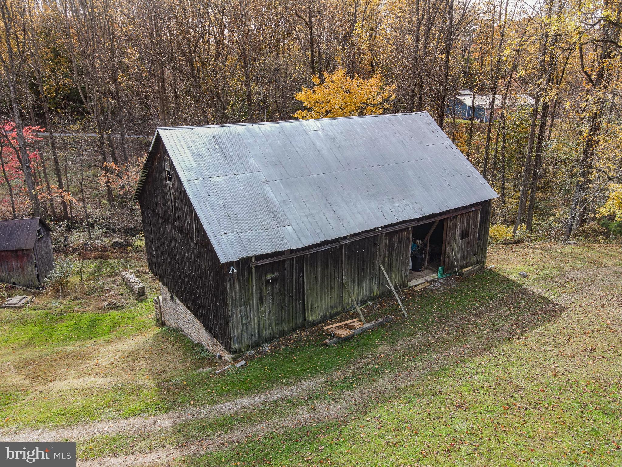 988 Kratz Road Glen Rock, PA 17327 - Photo 16 of 97