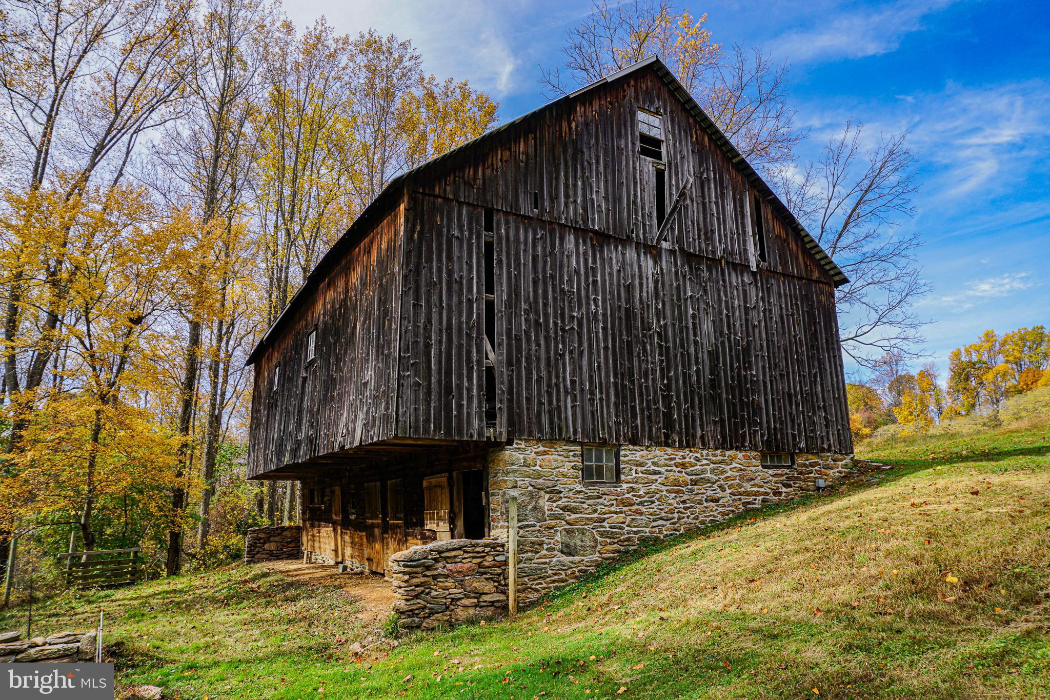 988 Kratz Road Glen Rock, PA 17327 - Photo 17 of 97 a view of a house with backyard and sitting area