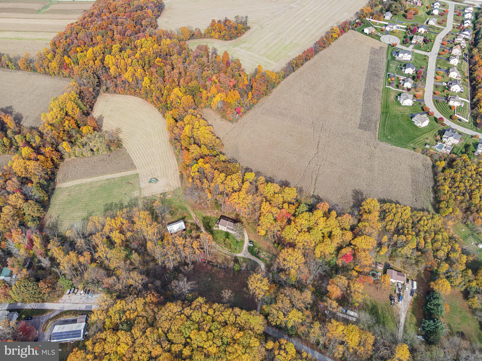 988 Kratz Road Glen Rock, PA 17327 - Photo 9 of 97