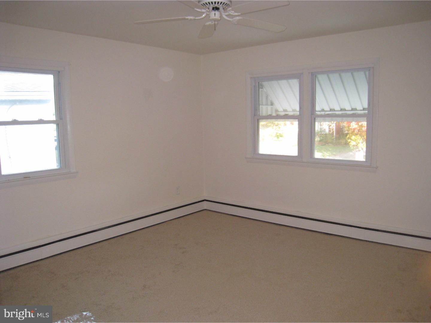 28 Evergreen Road Stratford, NJ 08084 - Photo 14 of 18