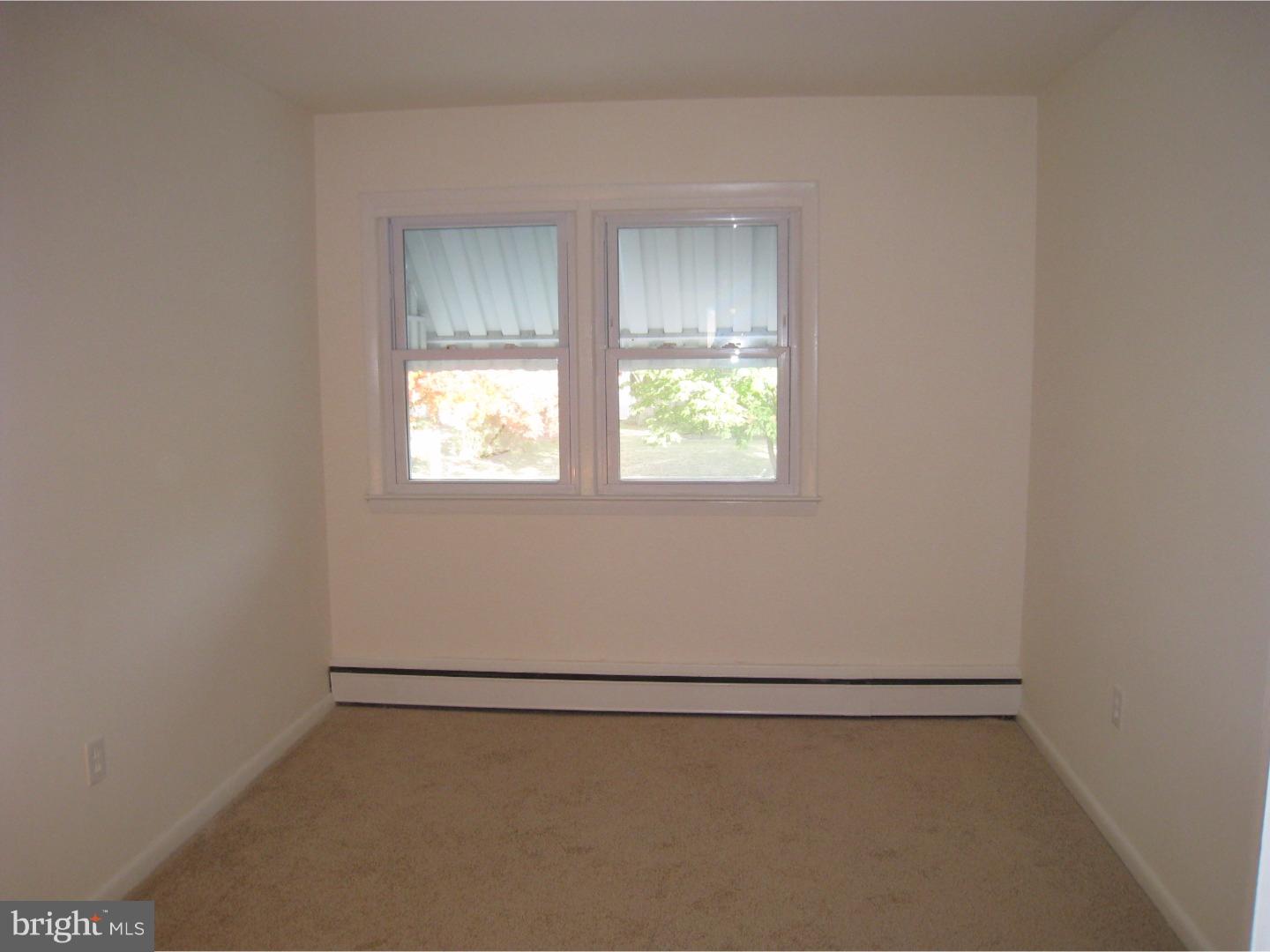 28 Evergreen Road Stratford, NJ 08084 - Photo 15 of 18