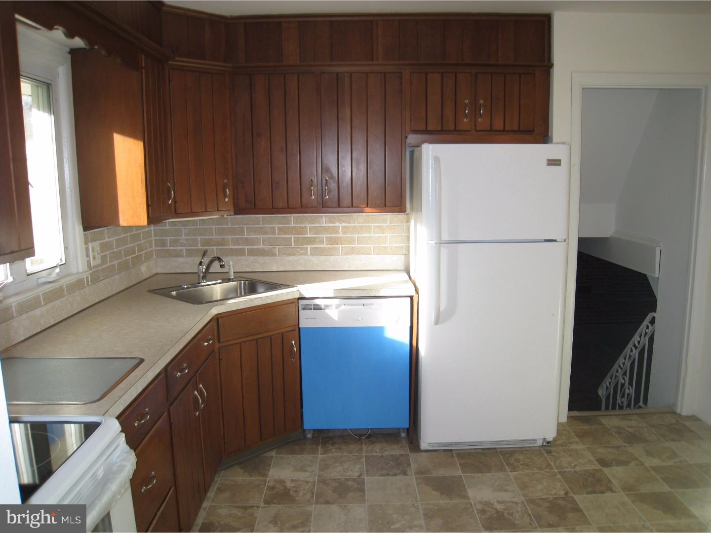 28 Evergreen Road Stratford, NJ 08084 - Photo 7 of 18